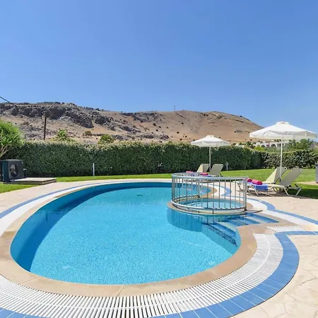 Villa Rodos Zeus By *